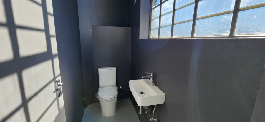 To Let Commercial Property for Rent in Montague Gardens Western Cape